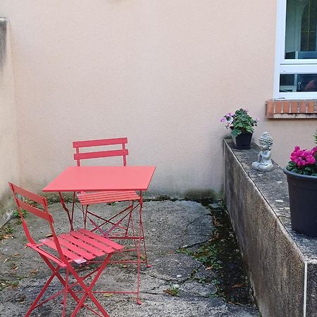 Joli Cocon En Plein Centre Ville Vichy Kültér fotó
